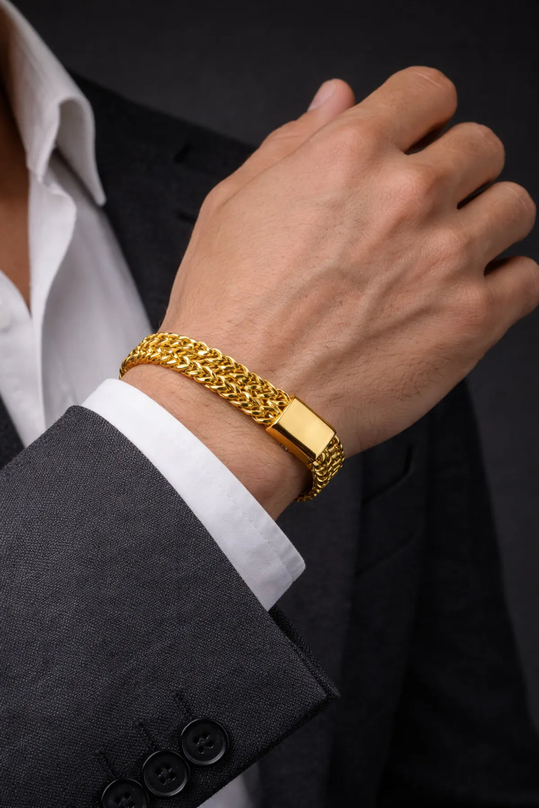 Royal Gold Finish V-Pattern Men’s Bracelet | Anti-Tarnish