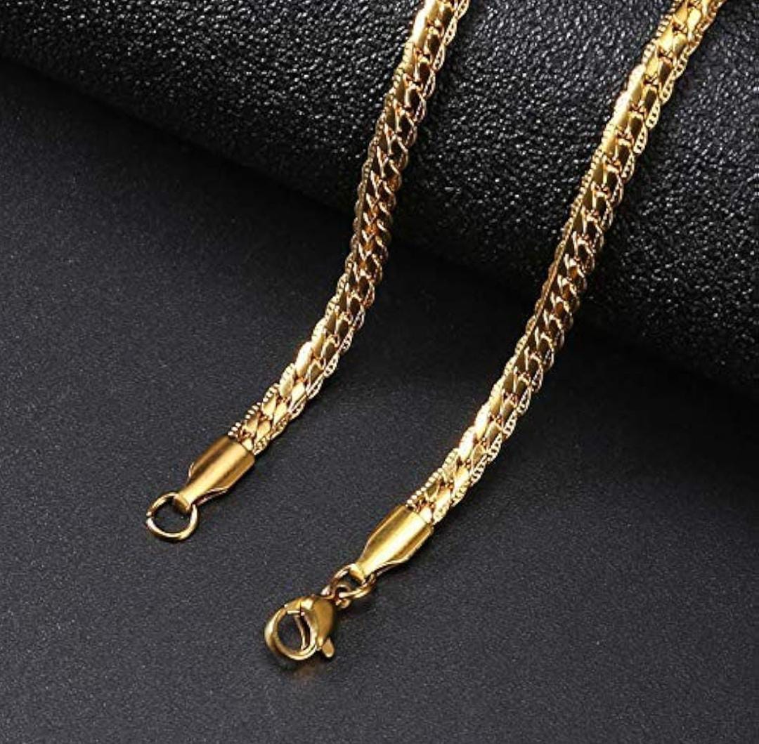 LuxeGlow Gold-Plated Cuban Chain Unisex